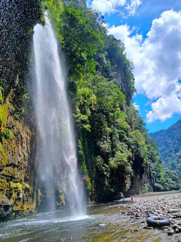 Catarata del Rio Derrepente Tingo María Catarata del Rio Derrepente Tingo María