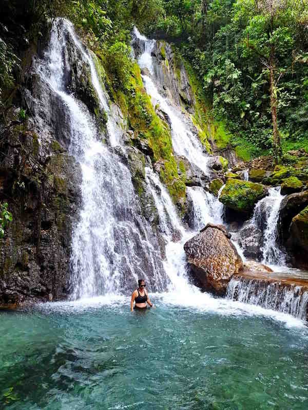 Catarata de Honolulu Tingo Maria Perú